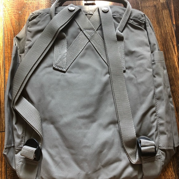 Fjallraven Kanken Classic - Picture 2 of 6